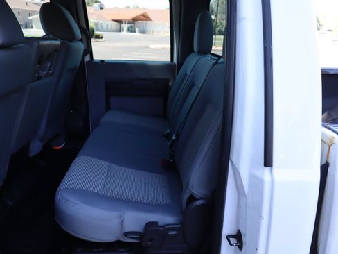 Used 2016 Ford F250 XL w/ Power Equipment Group AWD/4WD image 20