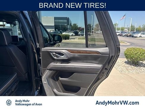 Used 2023 Chevrolet Tahoe Premier AWD/4WD image 22