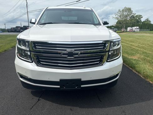 Used 2019 Chevrolet Suburban Premier w/ Premier Plus Edition AWD/4WD image 7