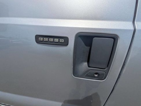 Used 2010 Ford F250 Lariat AWD/4WD image 12