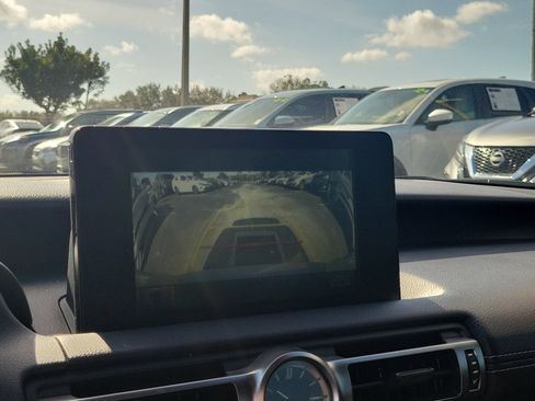 Used 2021 Lexus IS 300 w/ Comfort Package image 19