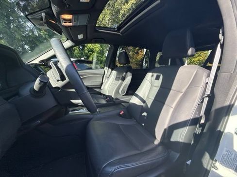Certified 2023 Honda Passport EX-L image 6