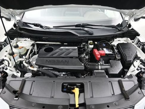 Used 2023 Nissan Rogue SV FWD image 31