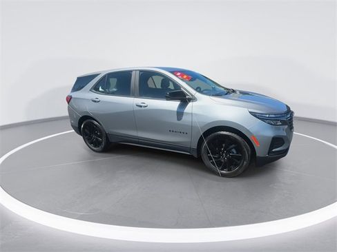 Used 2023 Chevrolet Equinox LS w/ Sport Edition image 2