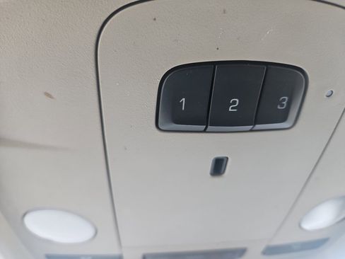 Used 2018 Cadillac XTS Luxury image 28