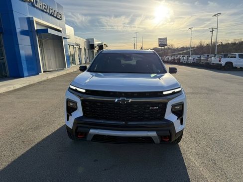 New 2026 Chevrolet Traverse Z71 image 8