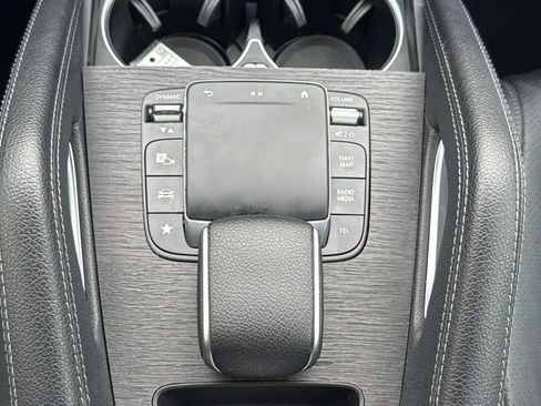 Used 2021 Mercedes-Benz GLE 350 4MATIC image 19