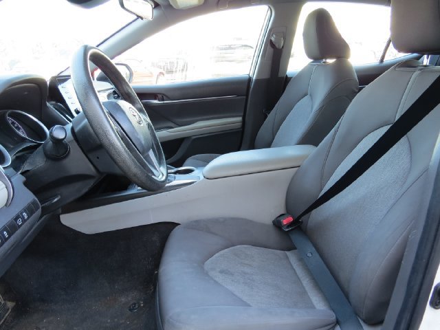 Used 2021 Toyota Camry LE FWD image 10