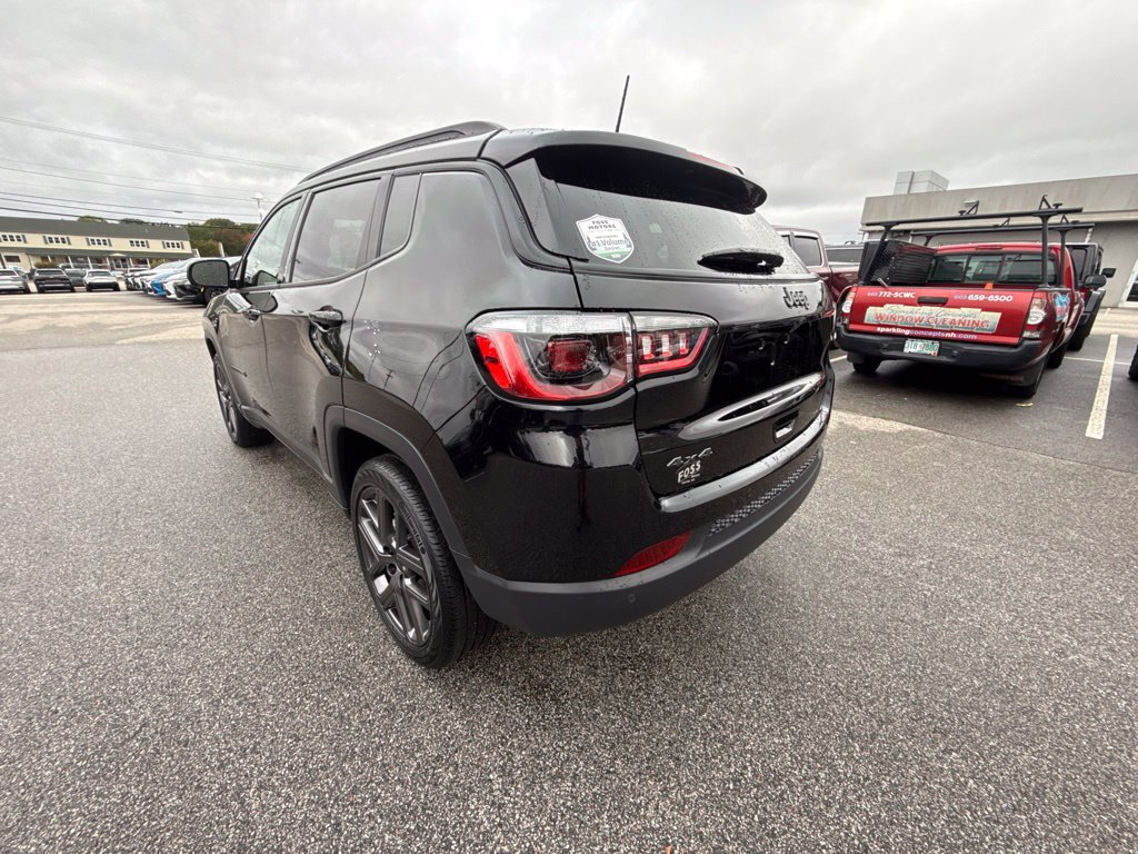 Certified 2026 Jeep Compass Limited AWD/4WD image 3