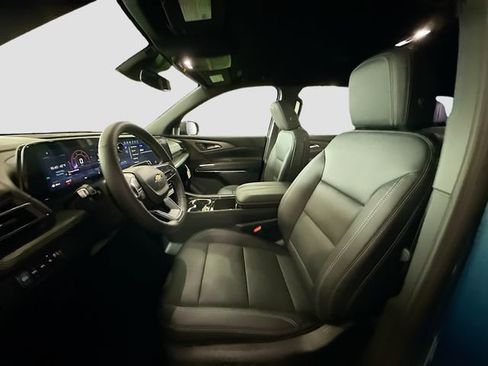 New 2026 Chevrolet Traverse LT w/ LPO, Floor Liner Package image 22