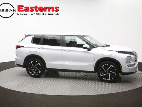 Used 2024 Mitsubishi Outlander SE AWD/4WD image 48