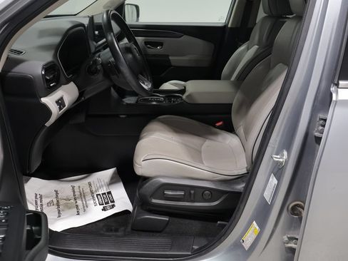 Used 2023 Honda Pilot Elite image 10