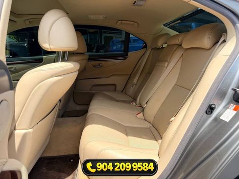 Used 2016 Lexus LS 460 w/ Comfort Package RWD image 20