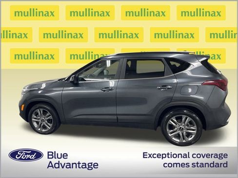 Used 2023 Kia Seltos S image 11