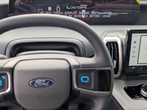 New 2026 Ford Expedition Active AWD/4WD image 32