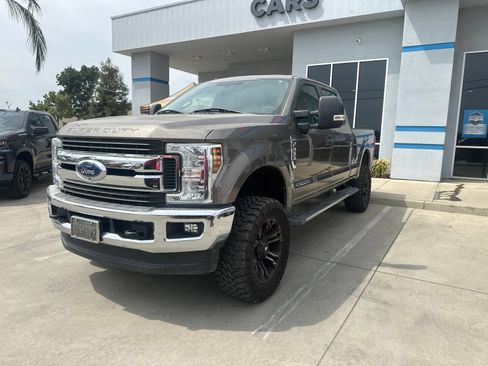 Used 2019 Ford F250 XLT w/ XLT Value Package AWD/4WD image 1