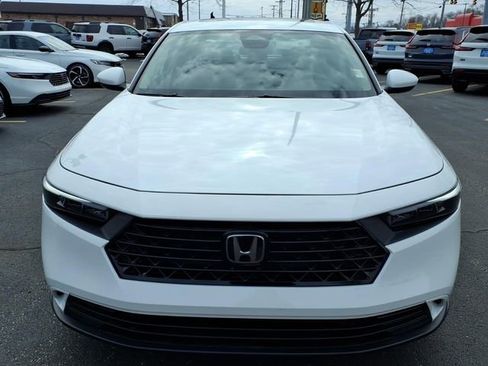 Certified 2023 Honda Accord EX image 2