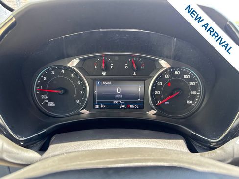Used 2022 Chevrolet Equinox RS w/ LPO, Floor Liner Package FWD image 23
