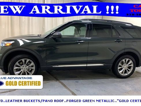 Certified 2022 Ford Explorer XLT w/ Equipment Group 202A image 7