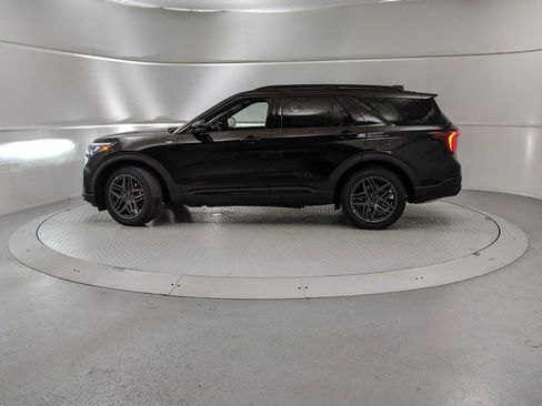 New 2025 Ford Explorer ST-Line w/ Premium Package image 5