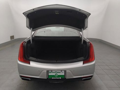 Used 2018 Cadillac XTS Luxury image 29