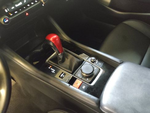 Used 2024 MAZDA MAZDA3 s FWD image 26