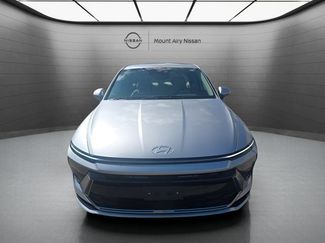 Used 2025 Hyundai Sonata SEL FWD video 1