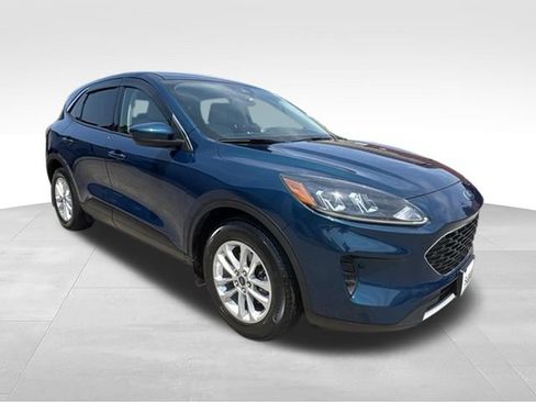 Used 2020 Ford Escape SE FWD image 1