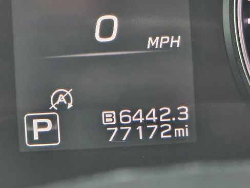 Used 2022 Subaru Outback Premium image 14