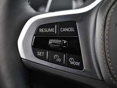 New 2026 BMW X6 xDrive40i w/ Climate Comfort Package image 34