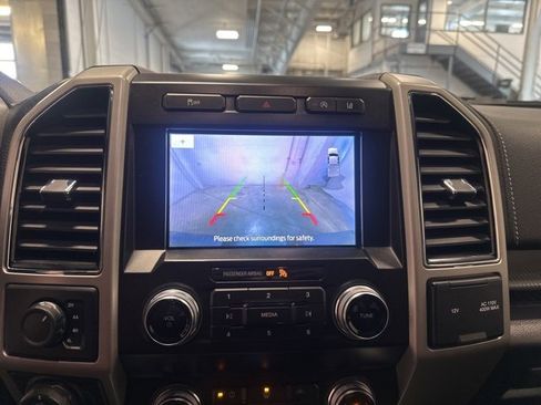 Used 2020 Ford F150 Lariat w/ Equipment Group 502A Luxury image 22