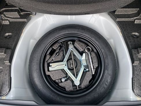 Certified 2025 Subaru Forester Premium image 33