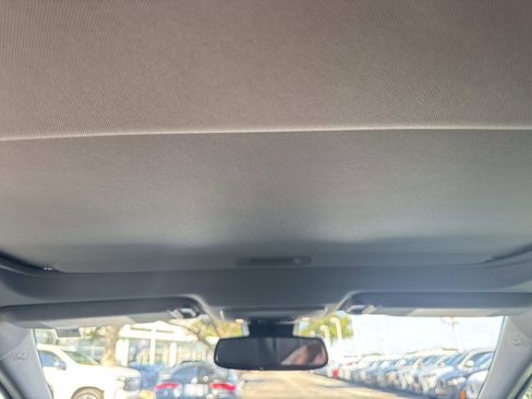 Used 2024 Toyota Camry SE image 15