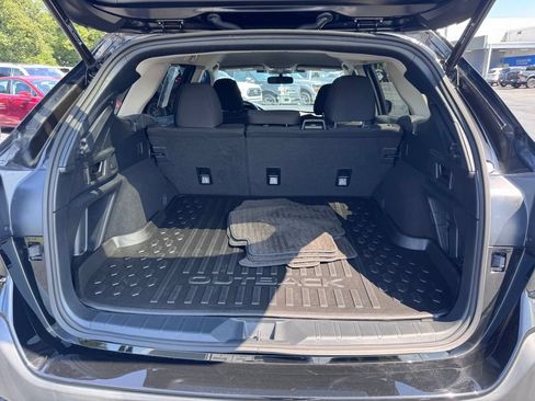Used 2023 Subaru Outback Premium AWD/4WD image 33