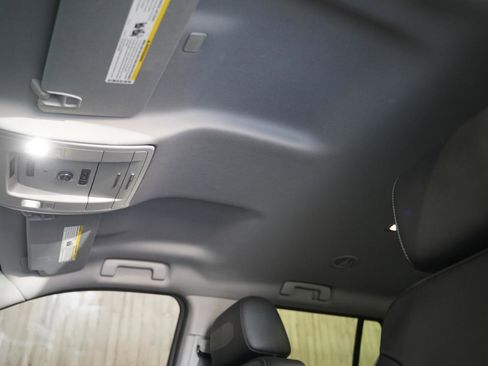 Used 2019 Chevrolet Suburban LT w/ RST Edition image 24