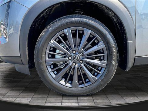 New 2026 Nissan Pathfinder SL FWD image 12