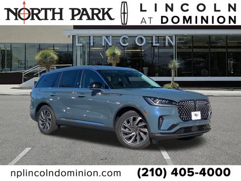 New 2026 Lincoln Aviator 2WD image 1