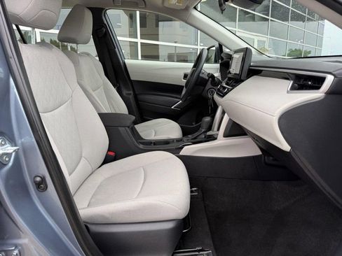 Used 2024 Toyota Corolla Cross L AWD/4WD image 11