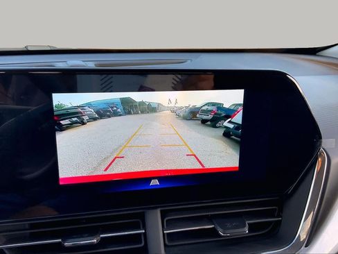 Used 2026 Chevrolet Trax LT FWD image 26