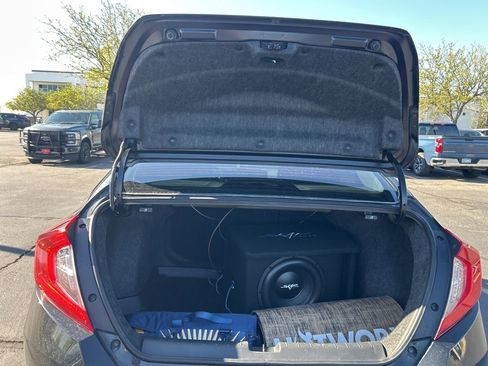 Used 2019 Honda Civic EX image 11