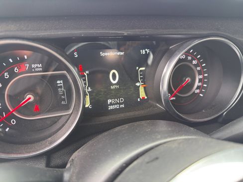 Used 2021 Jeep Wrangler Unlimited Rubicon w/ Dual Top Group image 9