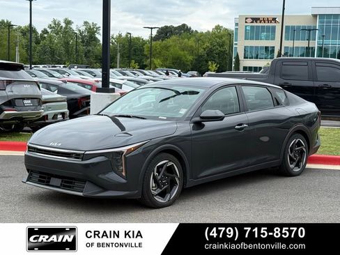 Certified 2025 Kia K4 EX FWD image 3