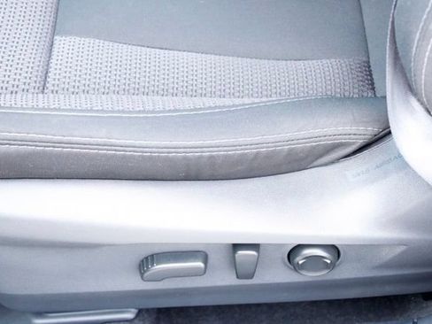 Used 2025 Subaru Outback Premium AWD/4WD image 15