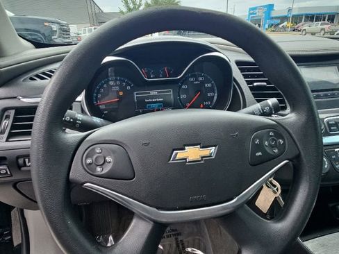 Used 2016 Chevrolet Impala LS FWD image 13