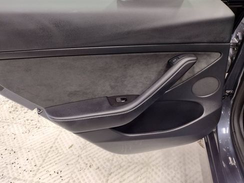 Used 2023 Tesla Model 3 Standard Range image 22