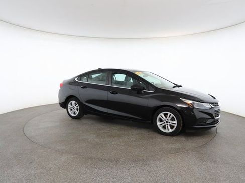 Used 2016 Chevrolet Cruze LT image 25