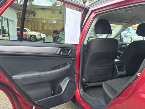 Used 2019 Subaru Outback 2.5i Premium image 19