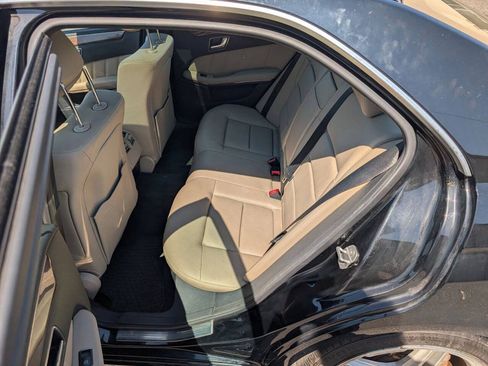 Used 2012 Mercedes-Benz E 350 Sedan image 29