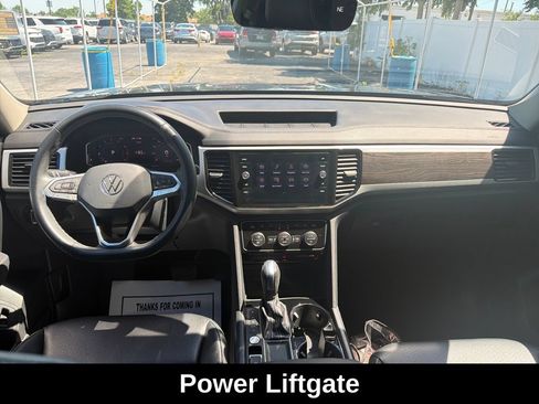 Used 2023 Volkswagen Atlas SE w/ Black Wheel Package FWD image 15
