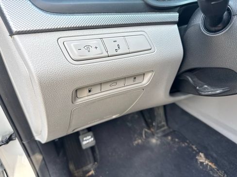 Used 2019 Hyundai Sonata SE FWD image 15